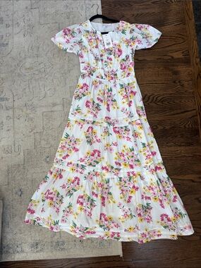 crown & ivy White Floral Sundress with Pink and Yellow Flowers